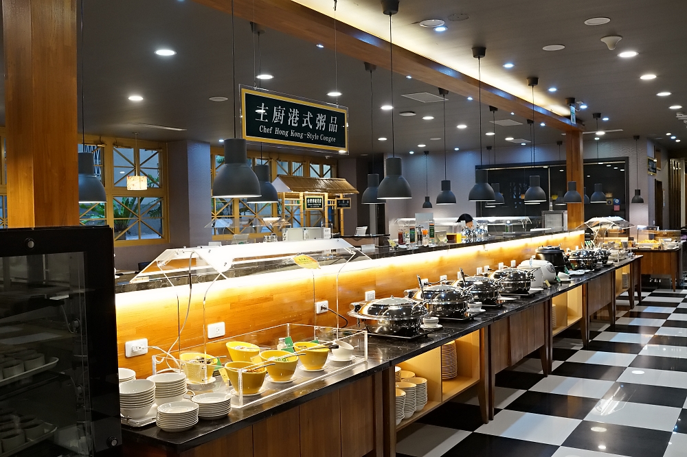 【康橋商旅台南赤崁樓館】住這裡根本一泊送三食，24小時免費點心、飲料、冰淇淋吃到飽，下午茶晚餐宵夜，通通免費～ @捲捲頭 ♡ 品味生活