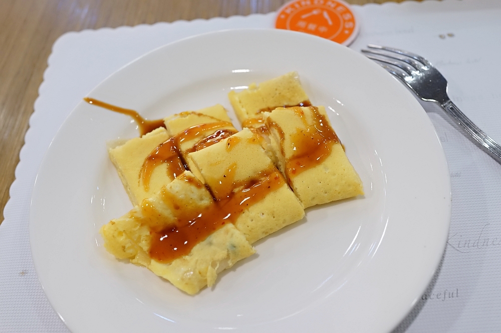 【康橋商旅台南赤崁樓館】住這裡根本一泊送三食，24小時免費點心、飲料、冰淇淋吃到飽，下午茶晚餐宵夜，通通免費～ @捲捲頭 ♡ 品味生活