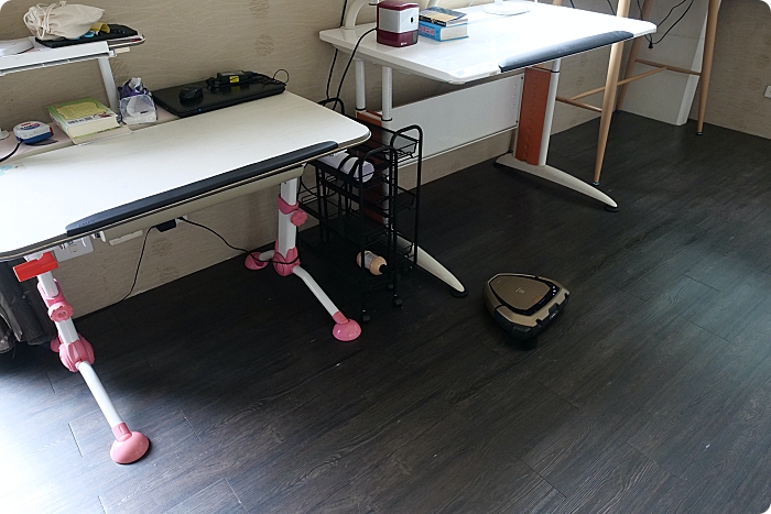瑞典伊萊克斯Pure i9.2型動機器人⎪ 長眼睛的掃地機，一指選定區域打掃。120分鐘電力，再大的坪數也可輕鬆搞定！ @捲捲頭 ♡ 品味生活