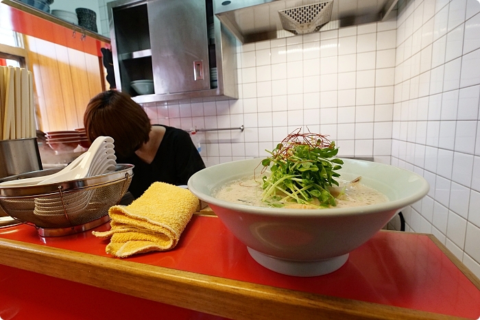 台南【冰鄉】必吃爆炸草莓冰，還有藏身在路邊的銷魂滋味中華拉麵～ @捲捲頭 ♡ 品味生活