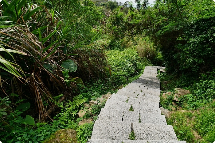 【芹壁步道】新聽濤祕境！走上村夜行軍路線，下往山城醉心風光。必訪坐擁山海交織的芹壁X上村！ @捲捲頭 ♡ 品味生活