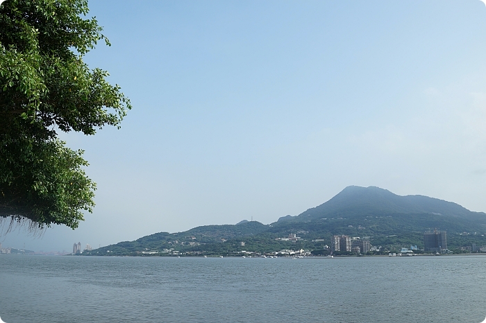 浪花丸淡水店，文青吃冰打卡聖地，淡水河第一排看夕陽超愜意！ @捲捲頭 ♡ 品味生活