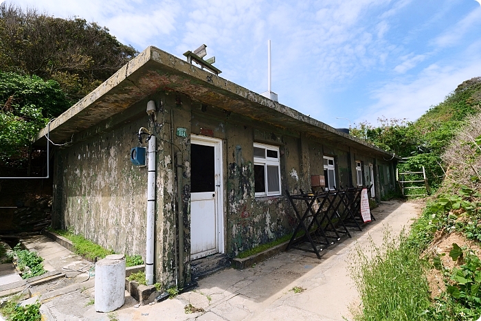 馬祖北竿老兵石》物換星移，埋在雜草廢墟北竿軍旅回憶！ @捲捲頭 ♡ 品味生活