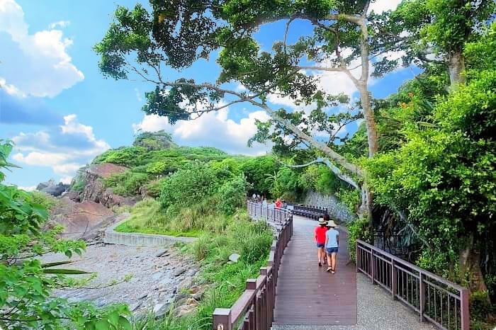 北關海潮公園》超美海濱大景拍起來，還有超美視覺一線天秘境。免費的美麗海岸步道等你來解鎖！ @捲捲頭 ♡ 品味生活