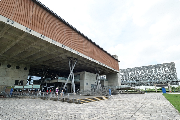 台灣歷史博物館》IG美拍天空階梯、光電雲牆天空橋、魔幻之樹，還有全新巨大鯨魚飛行船～ @捲捲頭 ♡ 品味生活