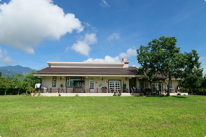 台東鹿野住宿》鹿野森活B&#038;B。來自ZAKKA鄉村風小屋，浮誇視覺系早餐、夢幻星空草原每晚看！ @捲捲頭 ♡ 品味生活