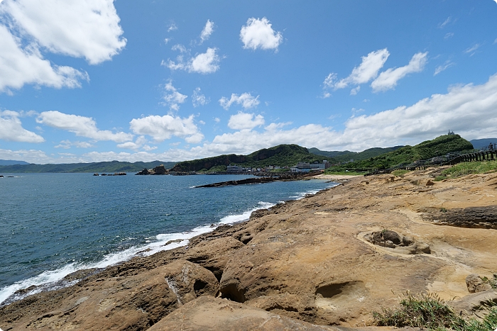 【野柳地質公園】海蝕奇觀優雅女王頭、俏皮公主、浮球秘境。小漁村、步道、沙灘、海岸，一日遊好舒心～ @捲捲頭 ♡ 品味生活