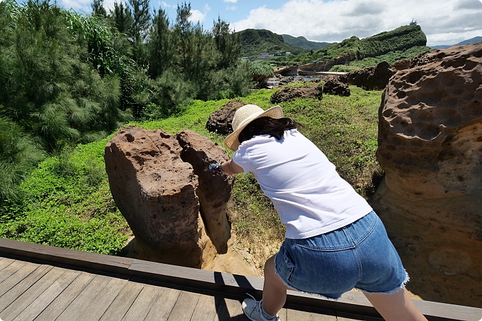 【野柳地質公園】海蝕奇觀優雅女王頭、俏皮公主、浮球秘境。小漁村、步道、沙灘、海岸，一日遊好舒心～ @捲捲頭 ♡ 品味生活