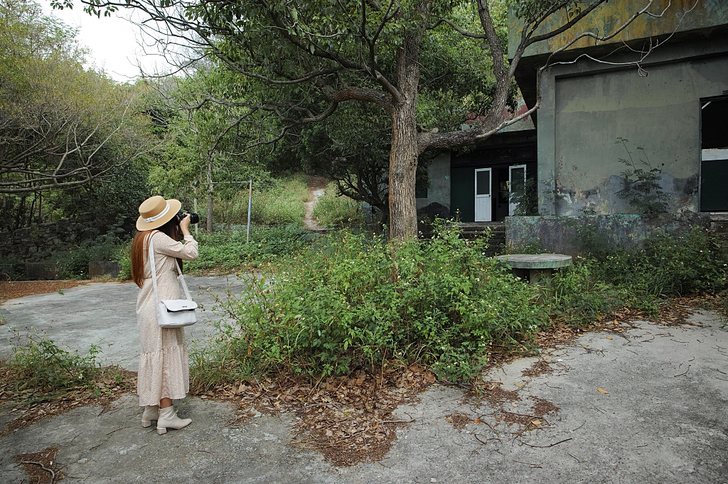 南竿《國際橋牌社2》取景地，美拍軍營堡壘廢墟風，免濾鏡就超有復古感～ @捲捲頭 ♡ 品味生活