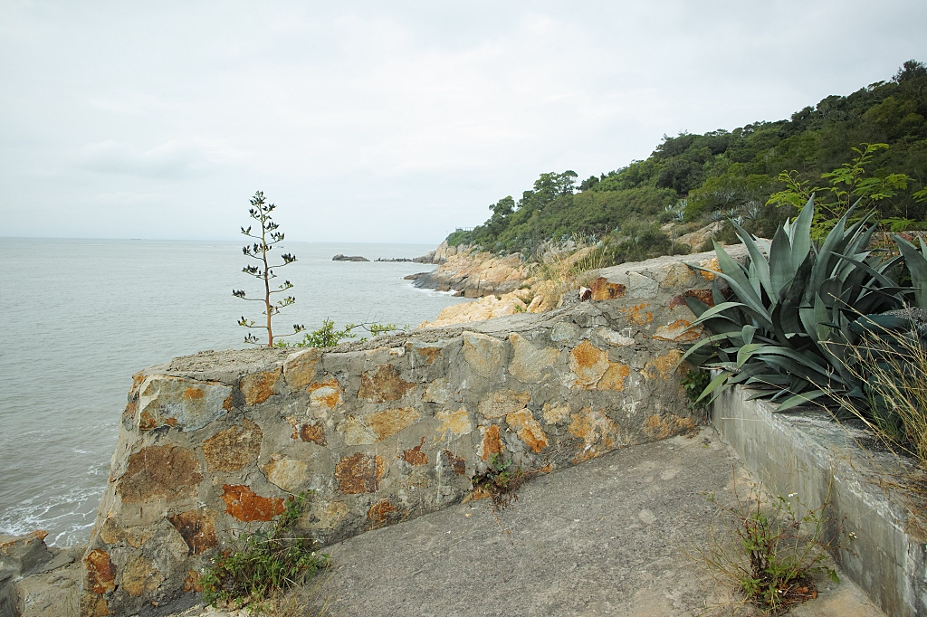 南竿《國際橋牌社2》取景地，美拍軍營堡壘廢墟風，免濾鏡就超有復古感～ @捲捲頭 ♡ 品味生活