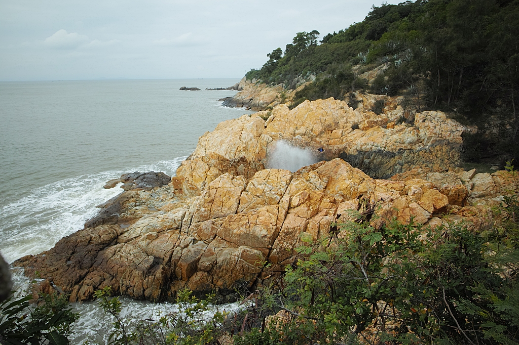 南竿《國際橋牌社2》取景地，美拍軍營堡壘廢墟風，免濾鏡就超有復古感～ @捲捲頭 ♡ 品味生活