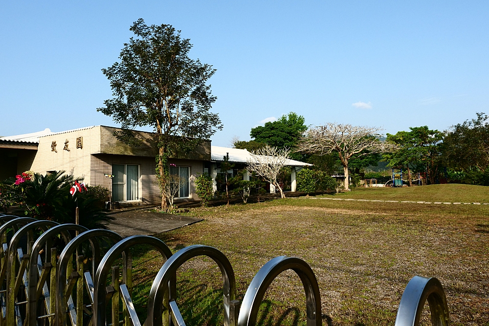 員山【北后寺】走進日系襌風寺廟，朝聖60年歷史的大佛、水池中敲鐘樓！免門票網美必追～ @捲捲頭 ♡ 品味生活