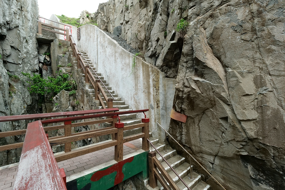 東引景點，天王澳據點，一線天，安東坑道，東引島好玩的都在這！ @捲捲頭 ♡ 品味生活