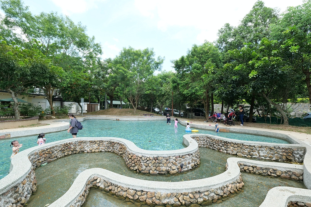 埔里【桃米親水公園】最美的玩水聖地！快來泡泡堆裡消暑一夏～ @捲捲頭 ♡ 品味生活