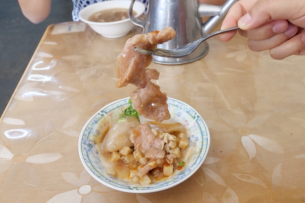 埔里菊肉圓，這間肉圓有三吃！必懂獨特吃法「吃皮留餡再加湯」，古早味湯壺超有型～ @捲捲頭 ♡ 品味生活