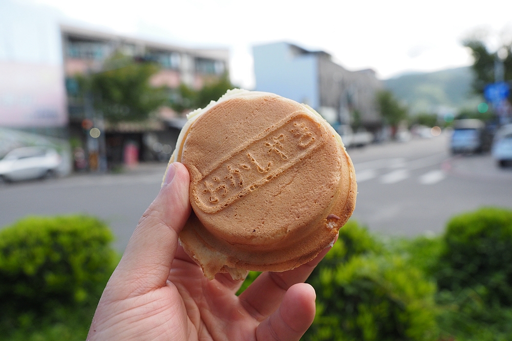 冬山【同心圓紅豆餅】跟手掌一樣大的爆餡車輪餅，一個只要20元。必點高人一等酸菜餡口味！ @捲捲頭 ♡ 品味生活