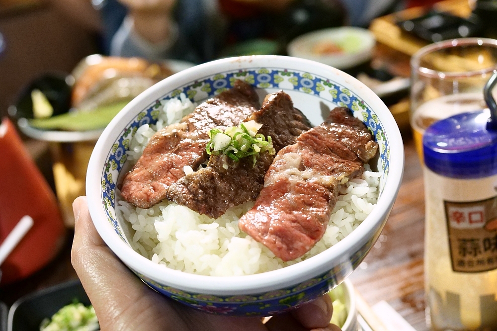 宜蘭豚兵衛個人燒肉，超高CP值的牛雞豚肉海鮮燒物套餐，飲料冰淇淋免費續飽 @捲捲頭 ♡ 品味生活