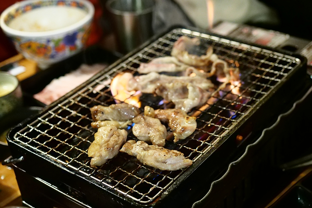 宜蘭豚兵衛個人燒肉，超高CP值的牛雞豚肉海鮮燒物套餐，飲料冰淇淋免費續飽 @捲捲頭 ♡ 品味生活