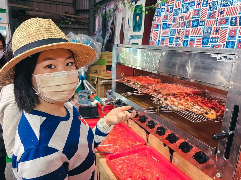 宜蘭大眾親子釣蝦場》新手池能看見蝦在吃餌，釣到螃蟹不加價！ @捲捲頭 ♡ 品味生活