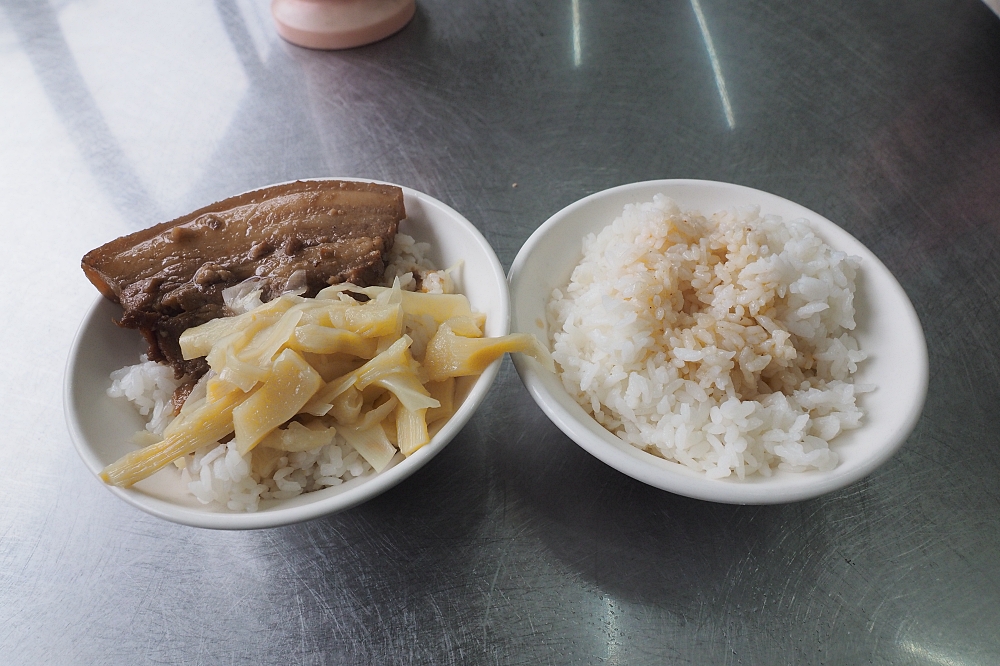 陳記當歸鴨宜蘭店，大推順口當歸湯與肉多的鴨片飯（菜單價錢） @捲捲頭 ♡ 品味生活