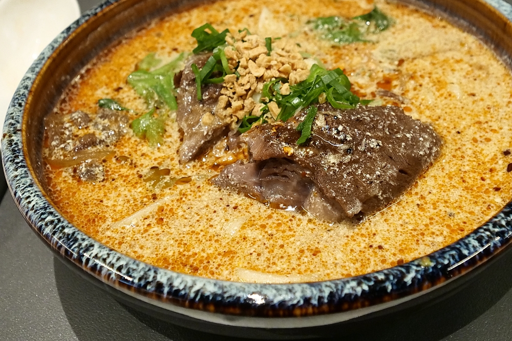 【羅東】牛麵 Goodnood，一碗500元的牛肉麵好吃嗎，四湯＋五肉＋麵體的排列組合（附菜單） @捲捲頭 ♡ 品味生活