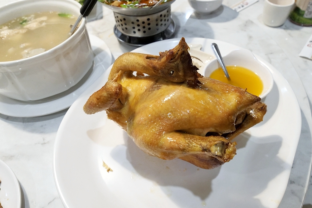 福哥石窯雞羅東店，點烤雞先選吃法，金黃酥脆雞皮鎖住美味肉汁（附菜單） @捲捲頭 ♡ 品味生活