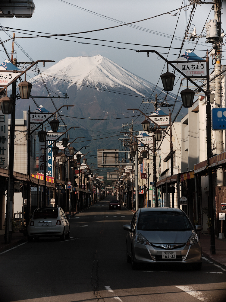 【本町二丁目商店街】富士山河口湖拍照打卡景點推薦 @捲捲頭 ♡ 品味生活