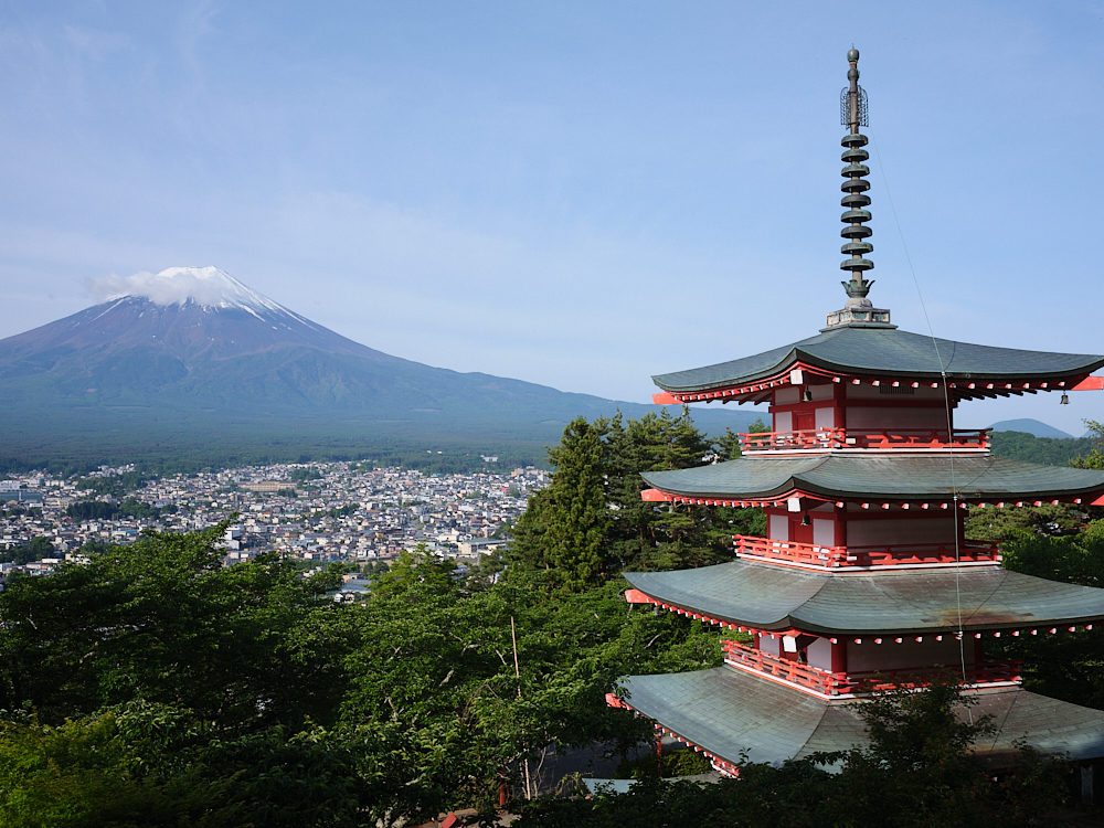 【新倉山淺間公園】攻頂400階的富士山展望台，就可以蒐集最美明信片場景 @捲捲頭 ♡ 品味生活