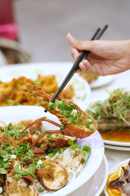 【蟹挺豐海鮮料理】捷運中山站美食，自家漁船抓的海鮮又好停車（菜單） @捲捲頭 ♡ 品味生活