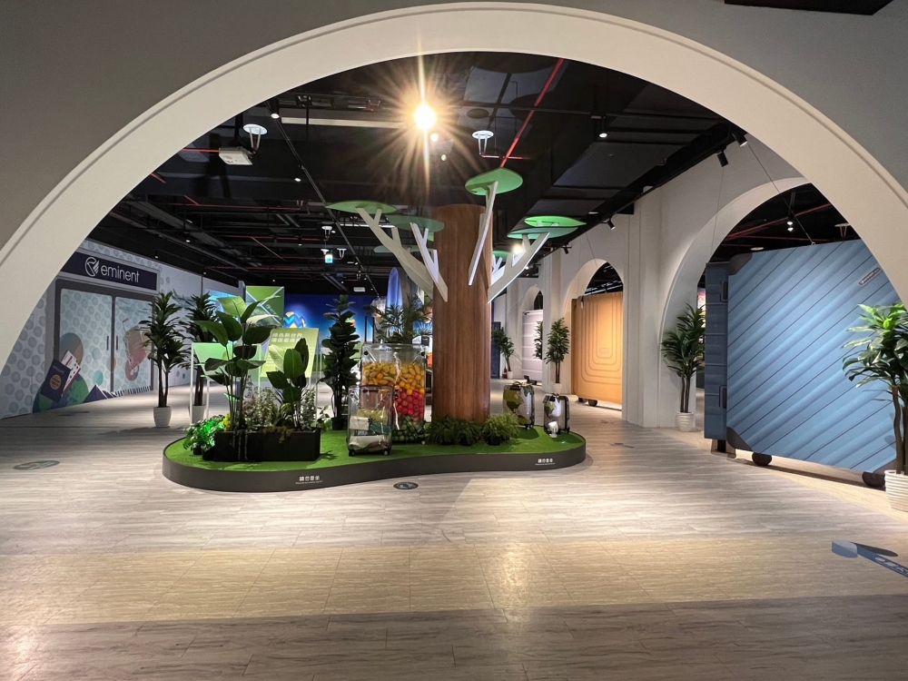 萬國通路創意觀光工廠｜2026 台南室內景點推薦：網美泡泡屋與 DIY 體驗全攻略 @捲捲頭 ♡ 品味生活