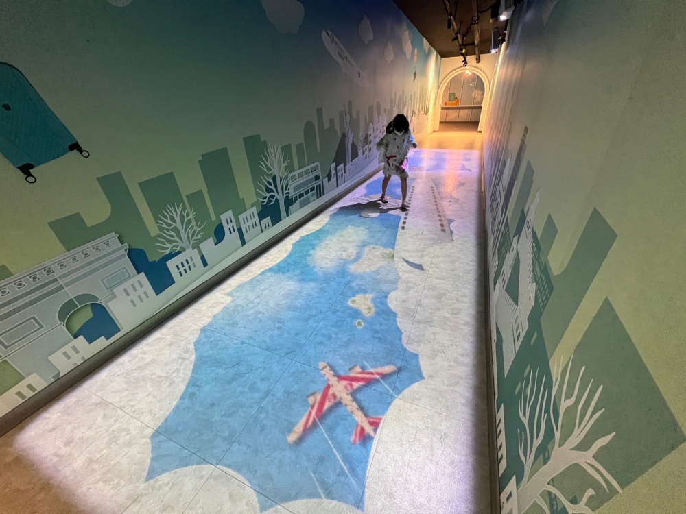 萬國通路創意觀光工廠｜2026 台南室內景點推薦：網美泡泡屋與 DIY 體驗全攻略 @捲捲頭 ♡ 品味生活