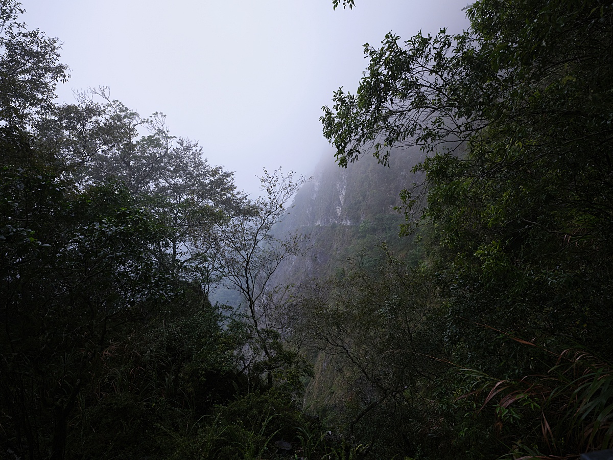 【錐麓古道】太魯閣最美風景，不知是否有緣再見，觀景斷崖.吊橋步行路線體驗～ @捲捲頭 ♡ 品味生活