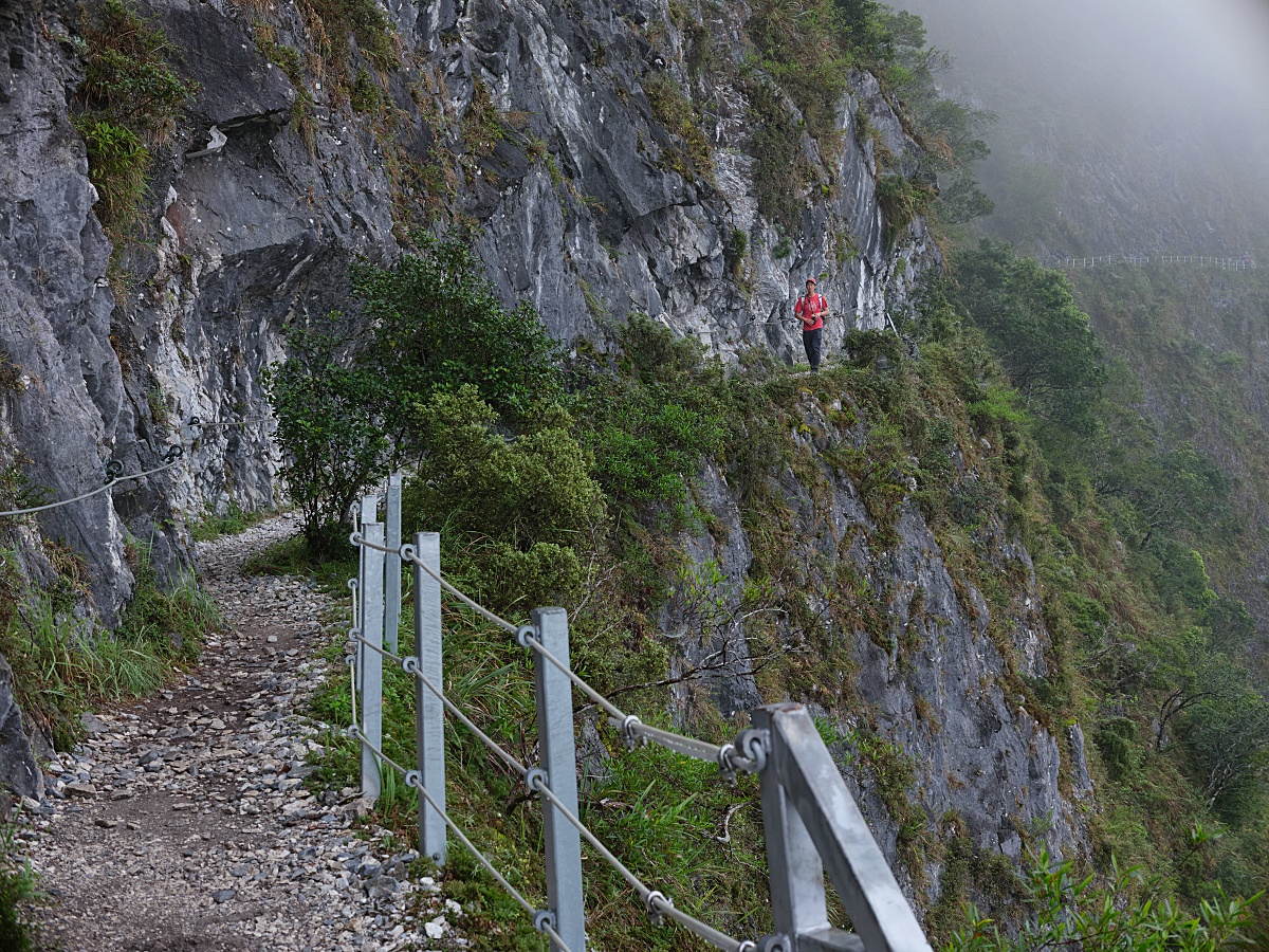 【錐麓古道】太魯閣最美風景，不知是否有緣再見，觀景斷崖.吊橋步行路線體驗～ @捲捲頭 ♡ 品味生活