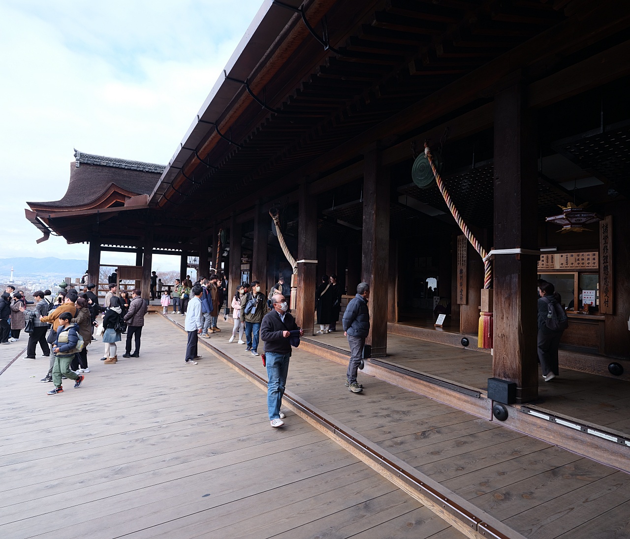 京都【清水寺】穿梭世界遺產時光隧道，門票、交通、美食景點體驗全攻略 @捲捲頭 ♡ 品味生活