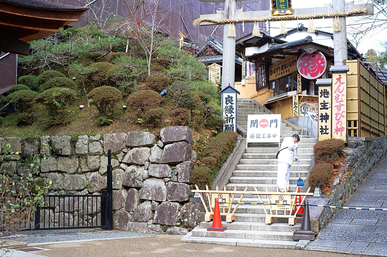 京都【清水寺】穿梭世界遺產時光隧道，門票、交通、美食景點體驗全攻略 @捲捲頭 ♡ 品味生活