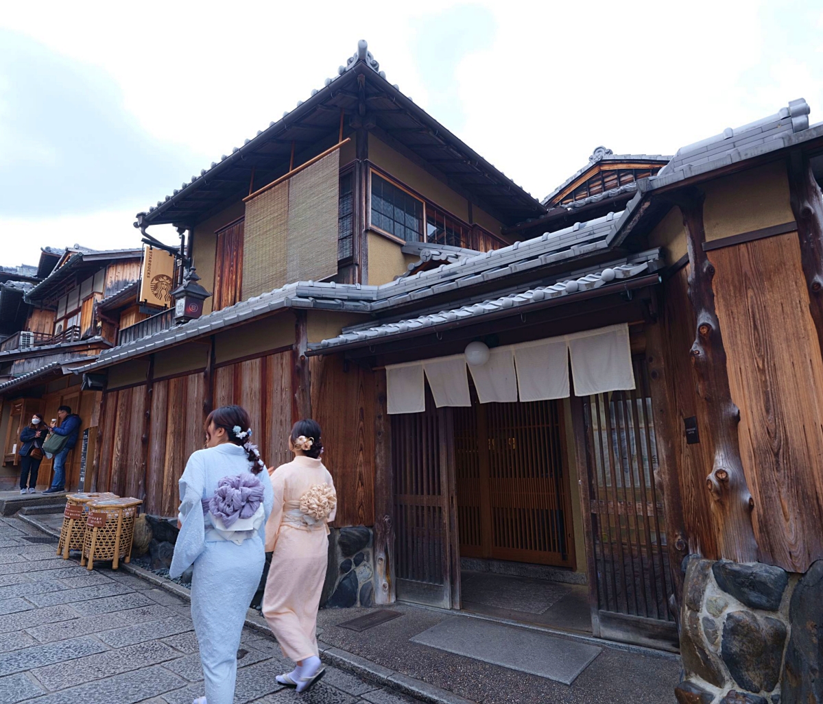 京都【清水寺】穿梭世界遺產時光隧道，門票、交通、美食景點體驗全攻略 @捲捲頭 ♡ 品味生活