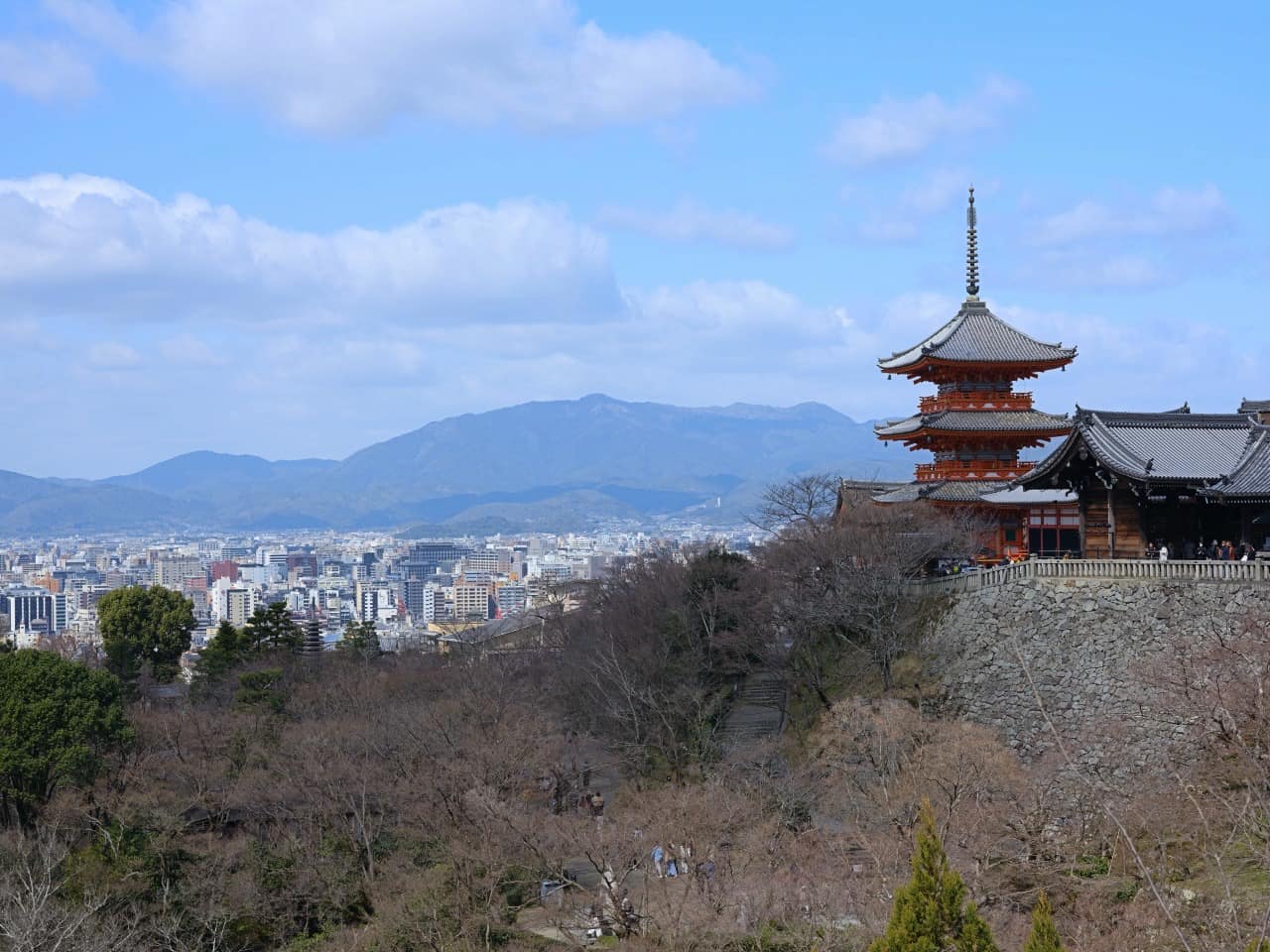 京都【清水寺】穿梭世界遺產時光隧道，門票、交通、美食景點體驗全攻略 @捲捲頭 ♡ 品味生活