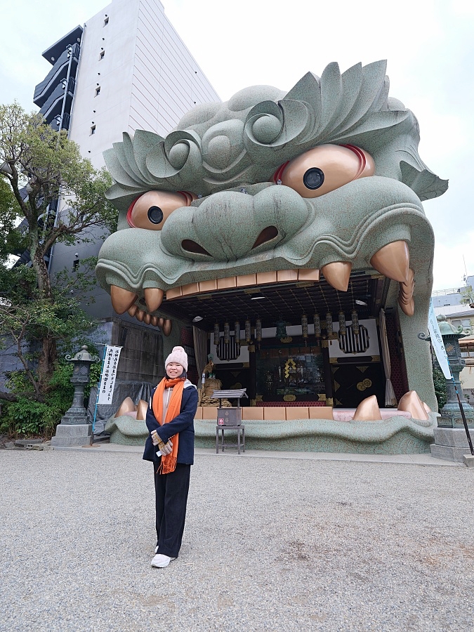 大阪【難波八阪神社】巨無霸獅子頭,可以吞厄運招好運~ @捲捲頭 ♡ 品味生活