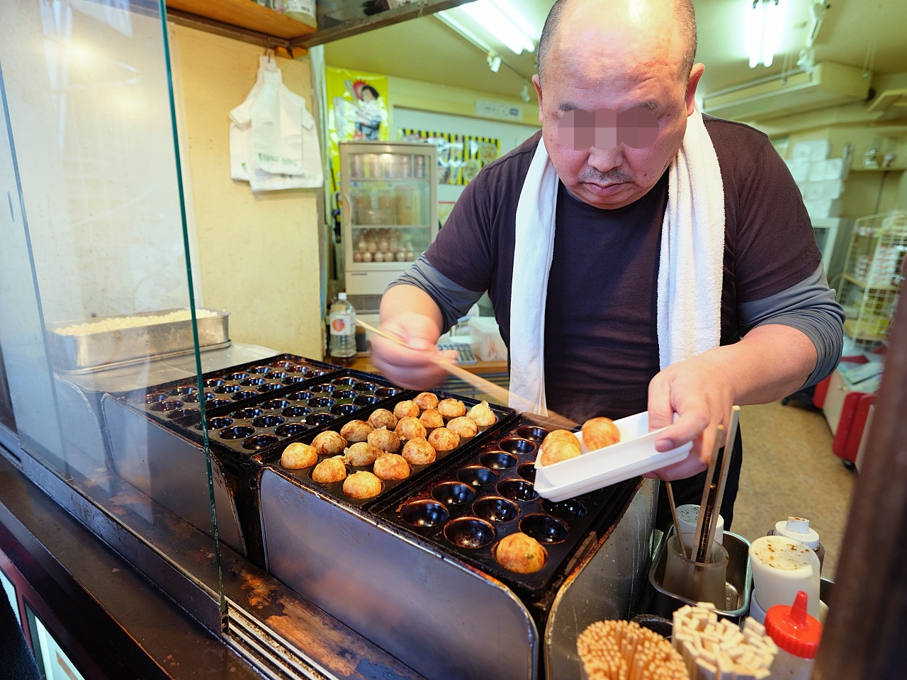 大阪景點【通天閣.新世界商店街】2024交通資訊、營業時間＆必吃美食 @捲捲頭 ♡ 品味生活