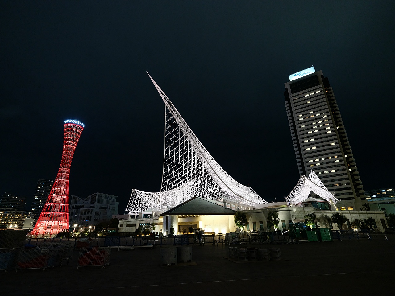 【神戶港景點】神戶美利堅公園、漫步神戶塔、海洋博物館，BE KOBE打卡景點 @捲捲頭 ♡ 品味生活