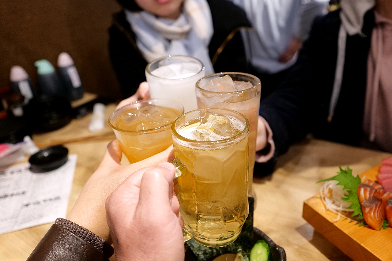 【天神橋筋商店街美食】地魚屋台天六店，最接地氣的庶民美食（附中文菜單） @捲捲頭 ♡ 品味生活