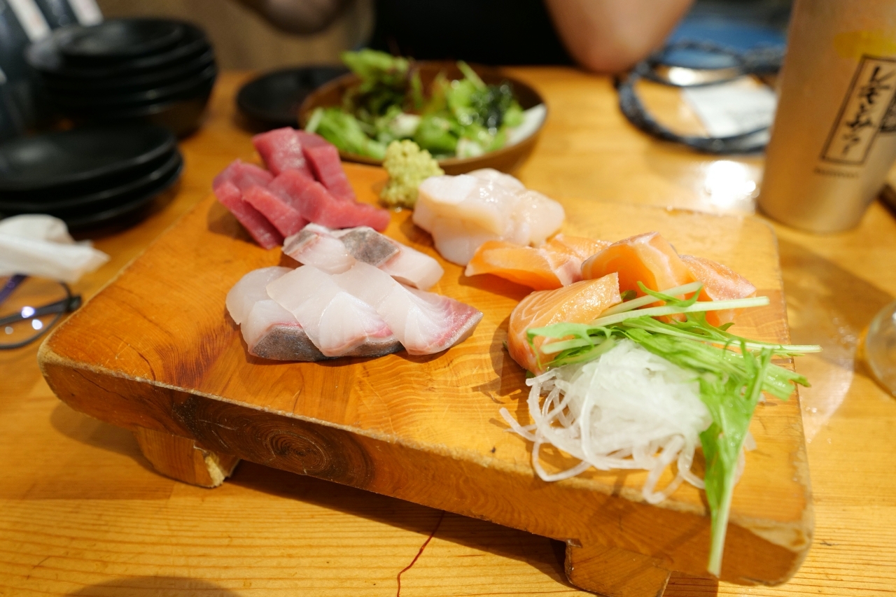 【天神橋筋商店街美食】地魚屋台天六店，最接地氣的庶民美食（附中文菜單） @捲捲頭 ♡ 品味生活