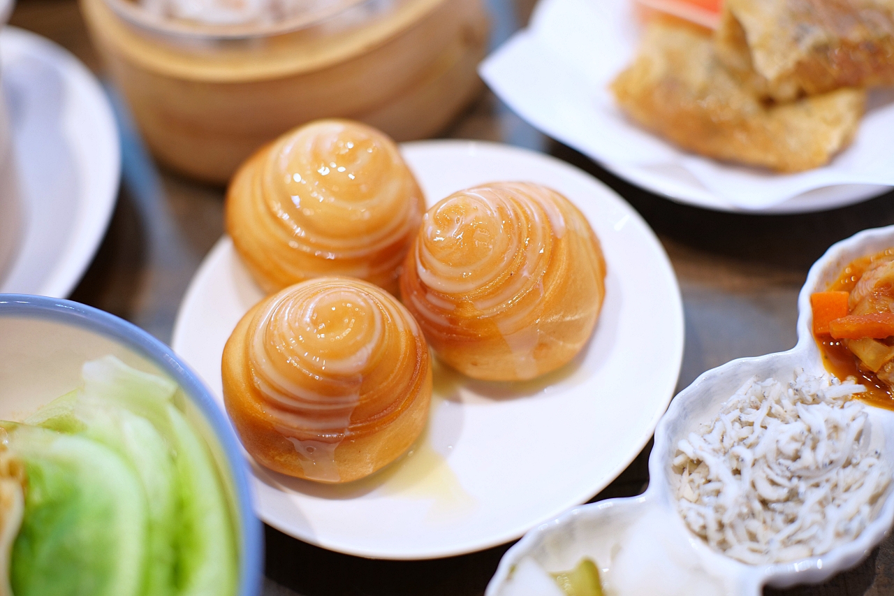 羅東美食【行運茶餐】躲在巷子內的宜蘭寵物友善港式餐廳，必點蜜汁叉燒撈麵、花生西多士（附菜單） @捲捲頭 ♡ 品味生活