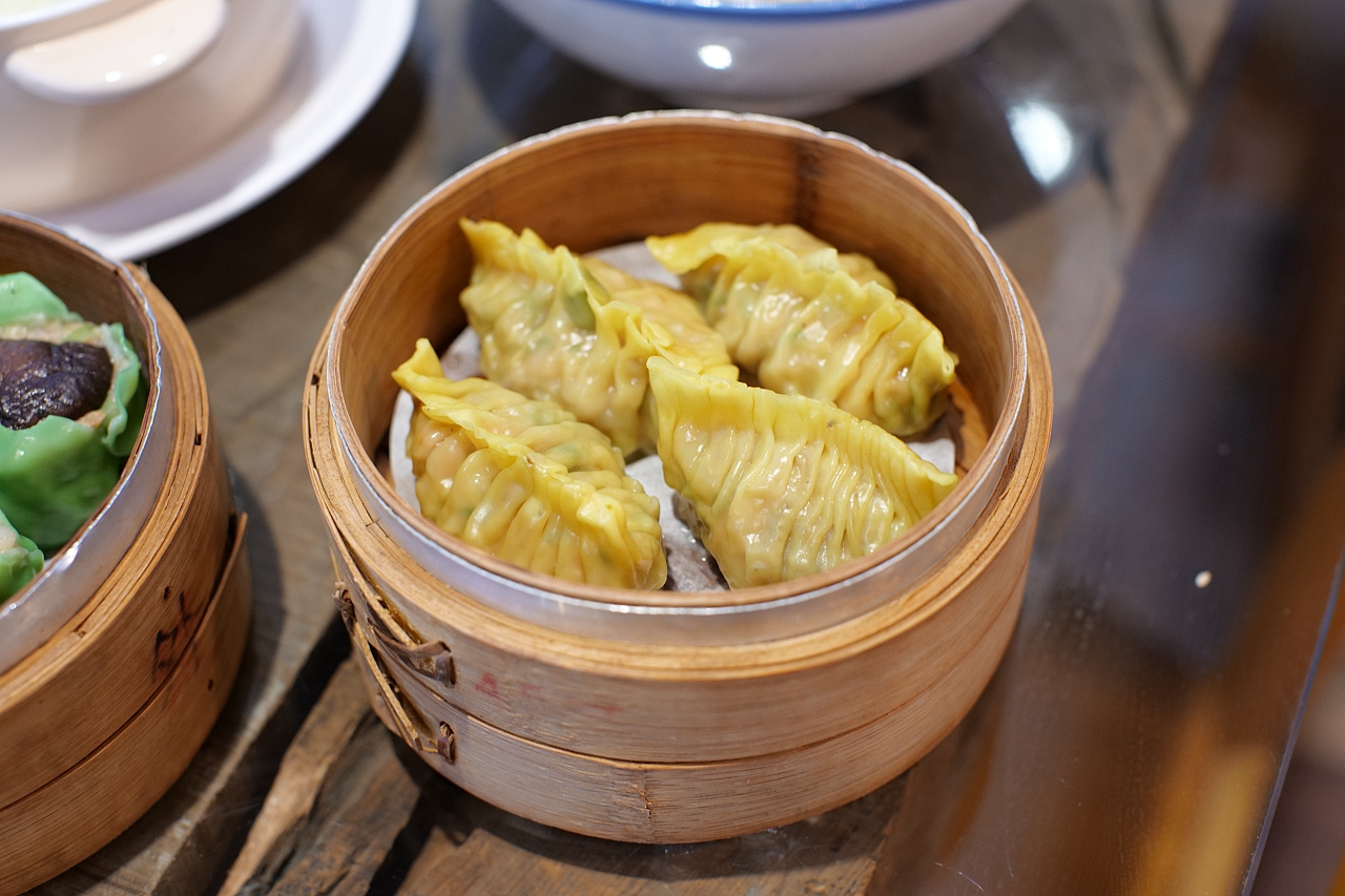 羅東美食【行運茶餐】躲在巷子內的宜蘭寵物友善港式餐廳，必點蜜汁叉燒撈麵、花生西多士（附菜單） @捲捲頭 ♡ 品味生活