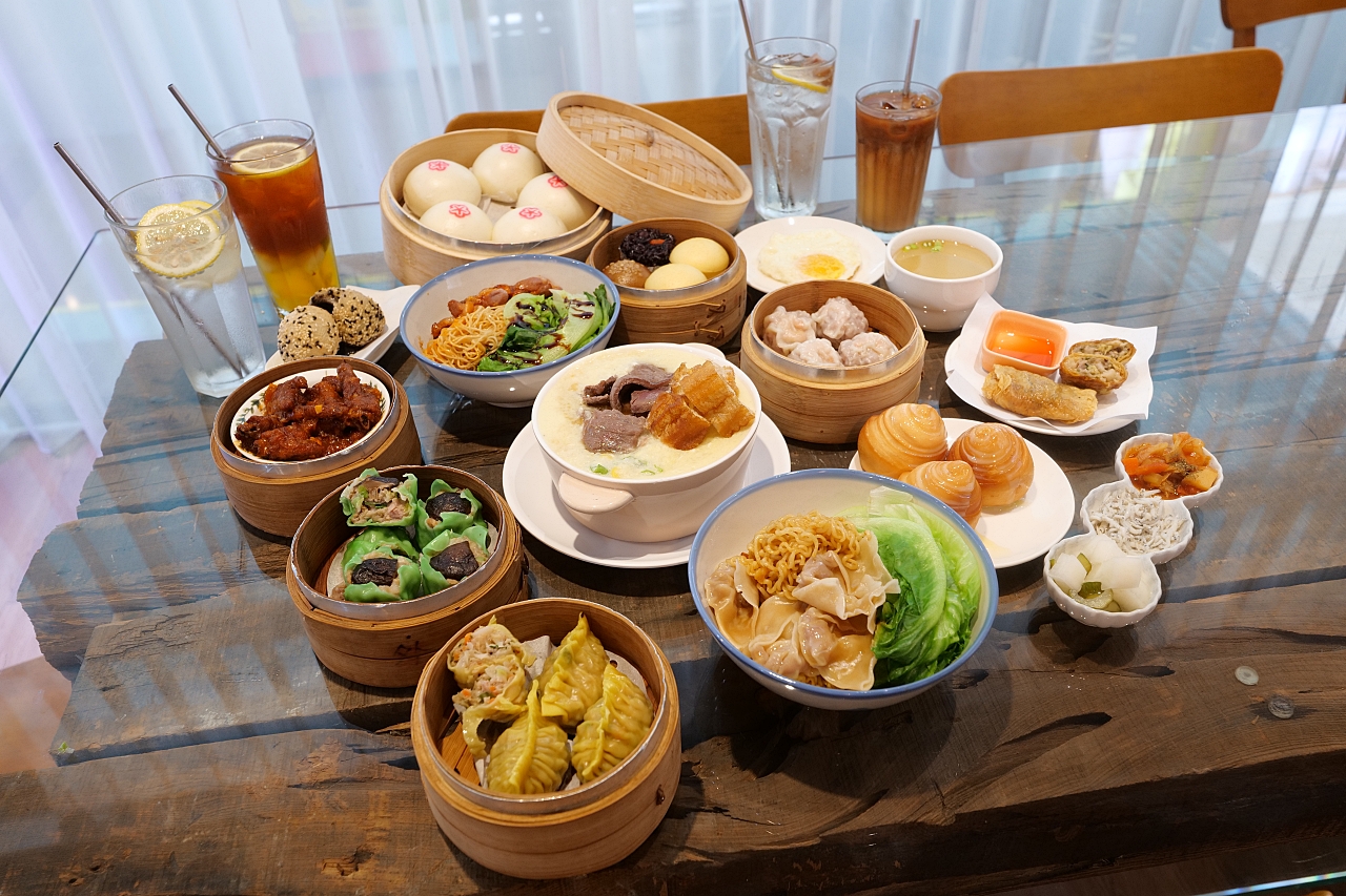 羅東美食【行運茶餐】躲在巷子內的宜蘭寵物友善港式餐廳，必點蜜汁叉燒撈麵、花生西多士（附菜單） @捲捲頭 ♡ 品味生活