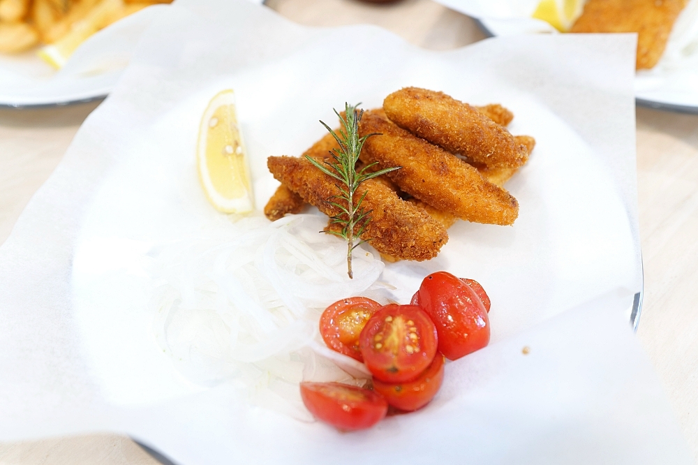 【Fish &#038; Chips 費雪奇普仕 澳洲炸魚薯條】宜蘭在地美食，新鮮酥脆炸魚外皮配塔塔醬超美味（營業時間＆必吃菜單） @捲捲頭 ♡ 品味生活