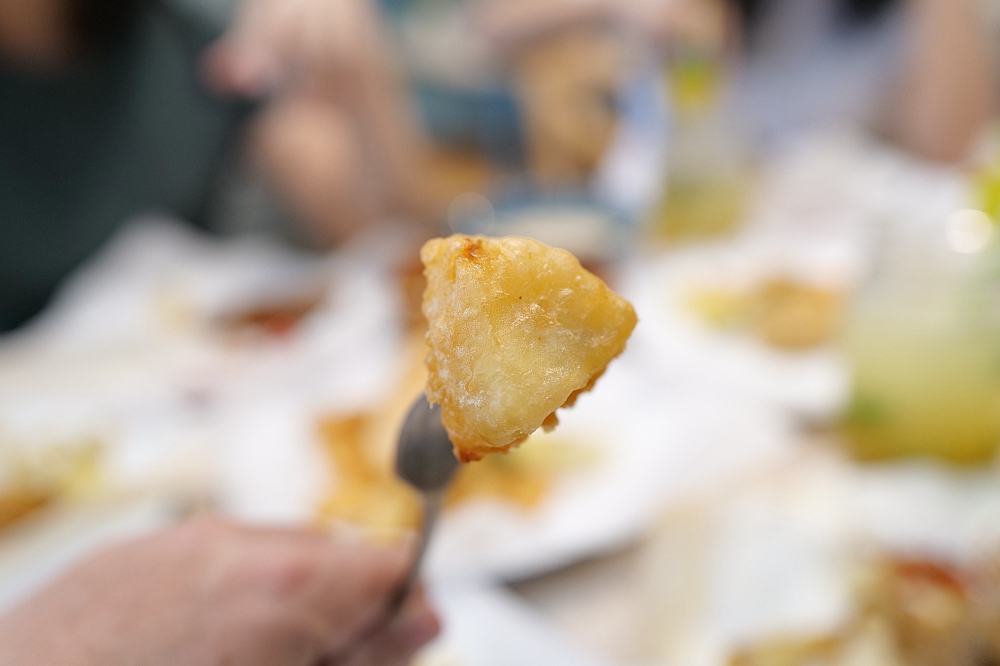 【Fish &#038; Chips 費雪奇普仕 澳洲炸魚薯條】宜蘭在地美食，新鮮酥脆炸魚外皮配塔塔醬超美味（營業時間＆必吃菜單） @捲捲頭 ♡ 品味生活