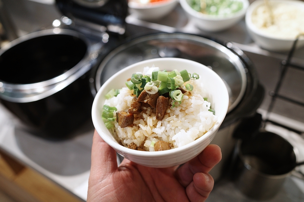 【Lumi露迷鍋物】宜蘭冬山火鍋店評價5星，肉多菜特別還吃到飽 @捲捲頭 ♡ 品味生活