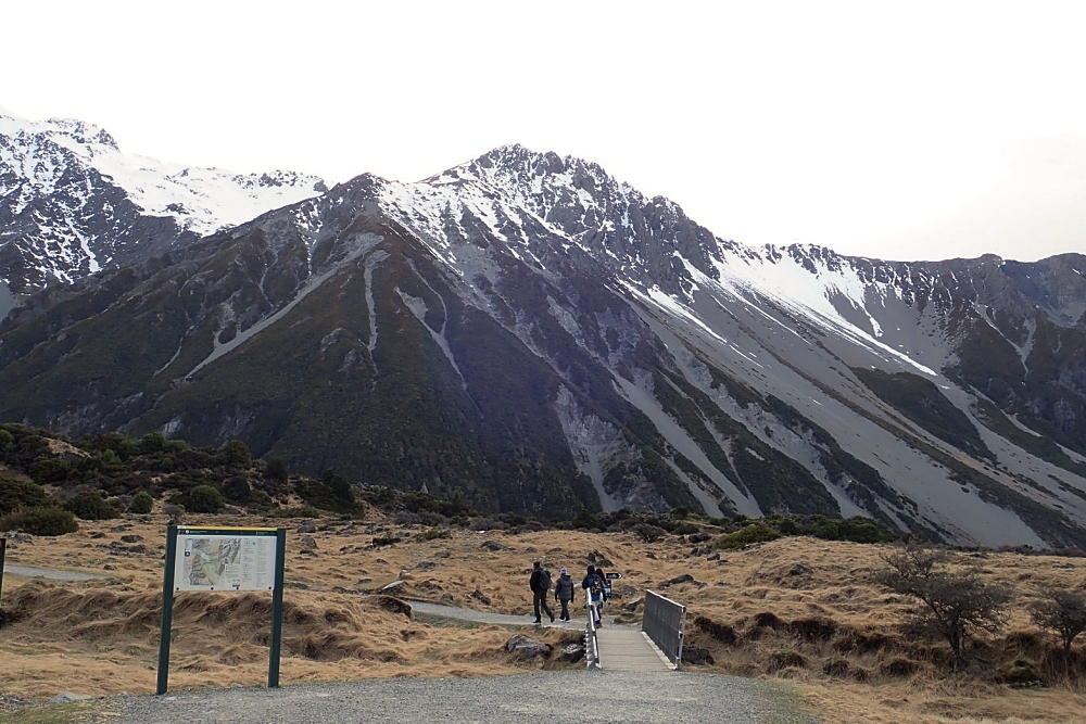 【Hooker Valley Track】紐西蘭最美健行步道，免門票、停車、環境全攻略。 @捲捲頭 ♡ 品味生活