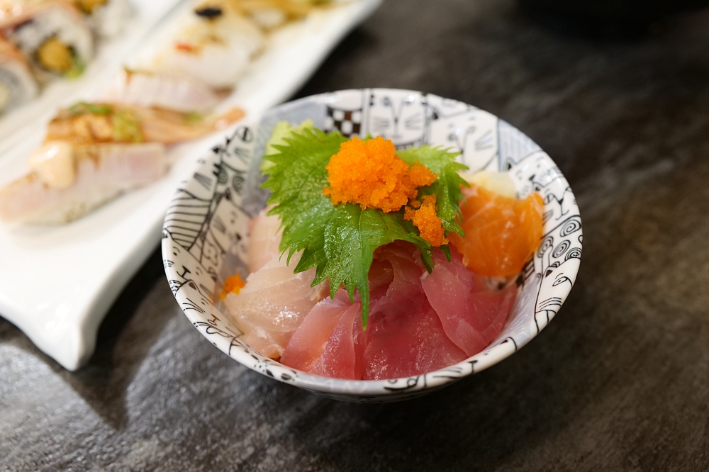 【猿燒日式料理】必點毛毛蟲壽司跟日式炸麻糬，基本都無雷（附菜單） @捲捲頭 ♡ 品味生活